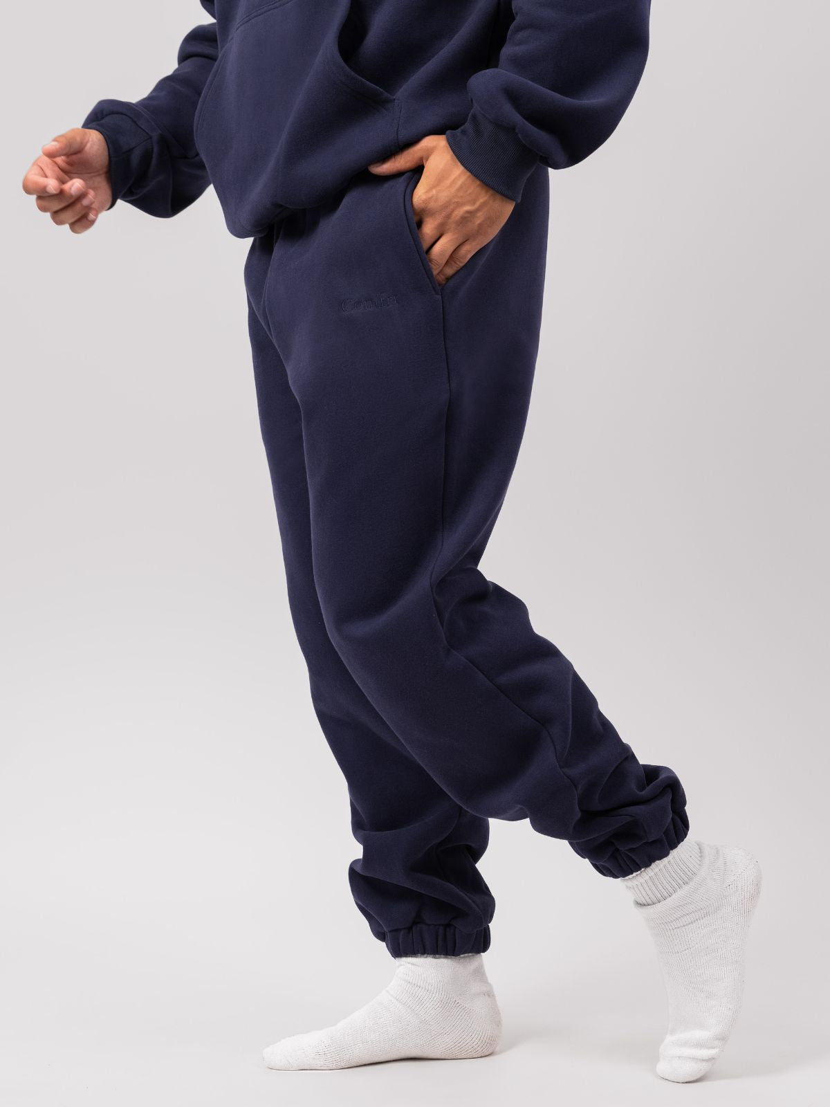 Sudadera Signature: Pantalones Cómodos