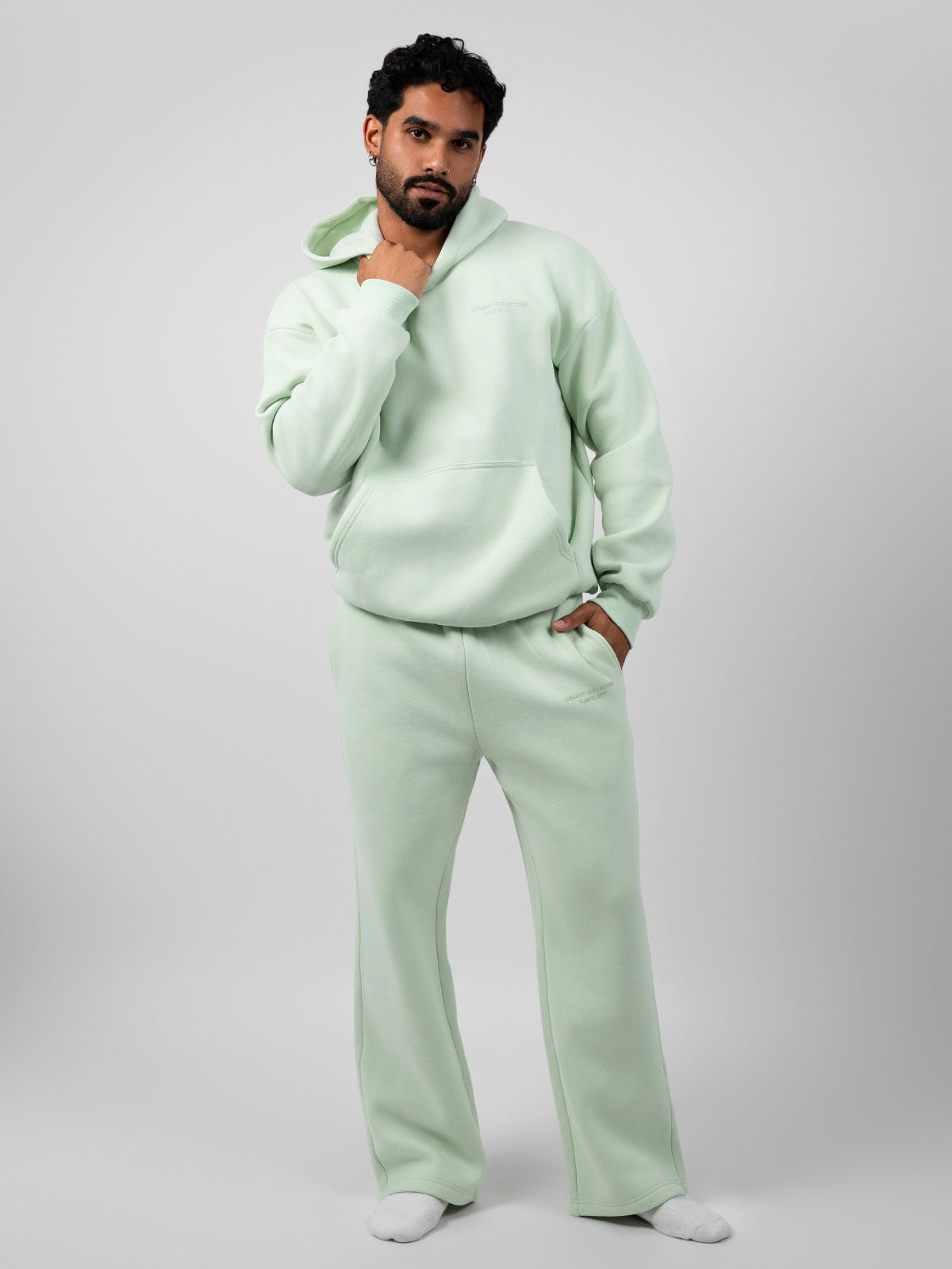 Pantalones de chándal rectos en colores pastel