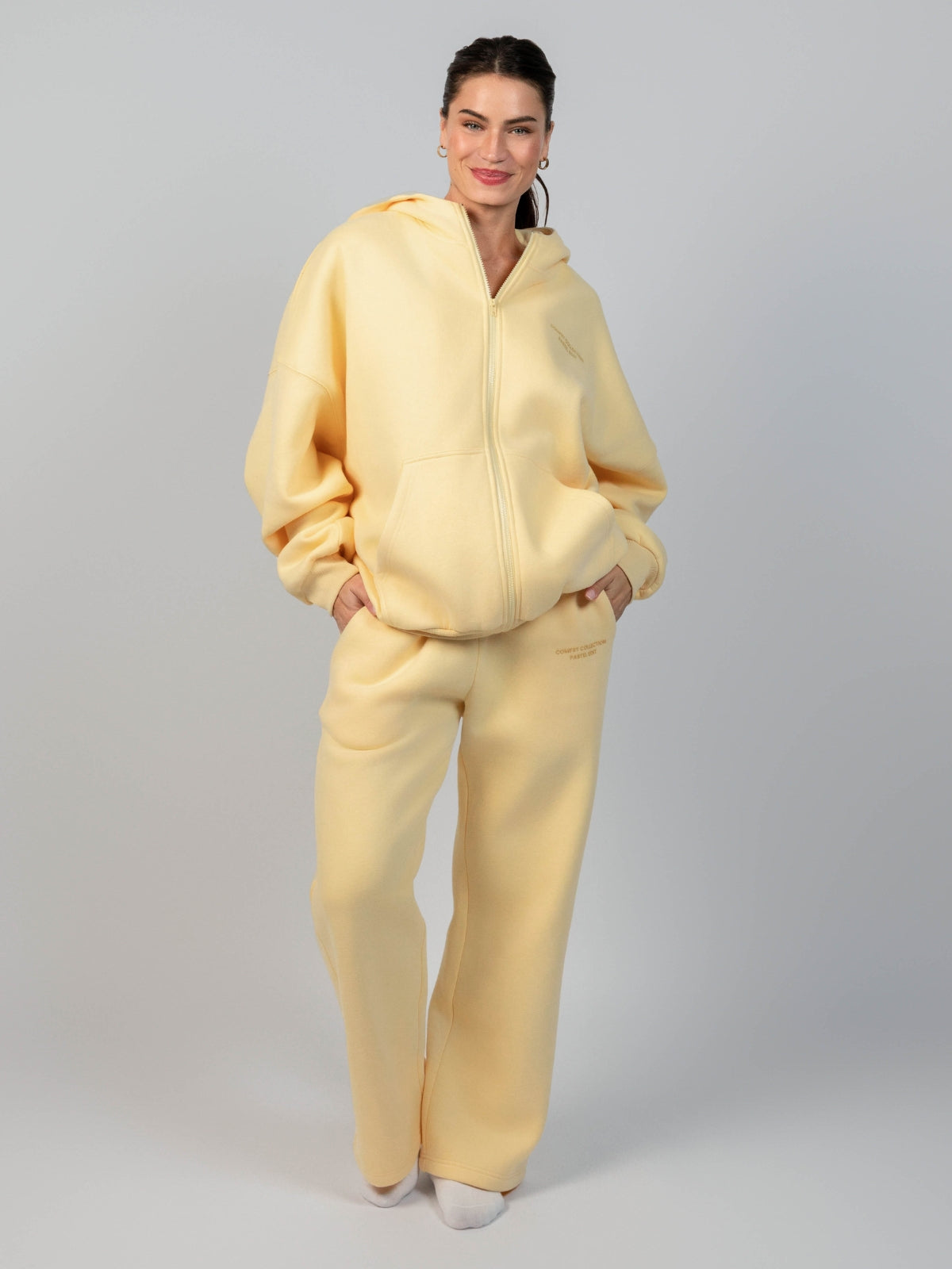 Sudadera con Capucha de Cremallera en Color Pastel