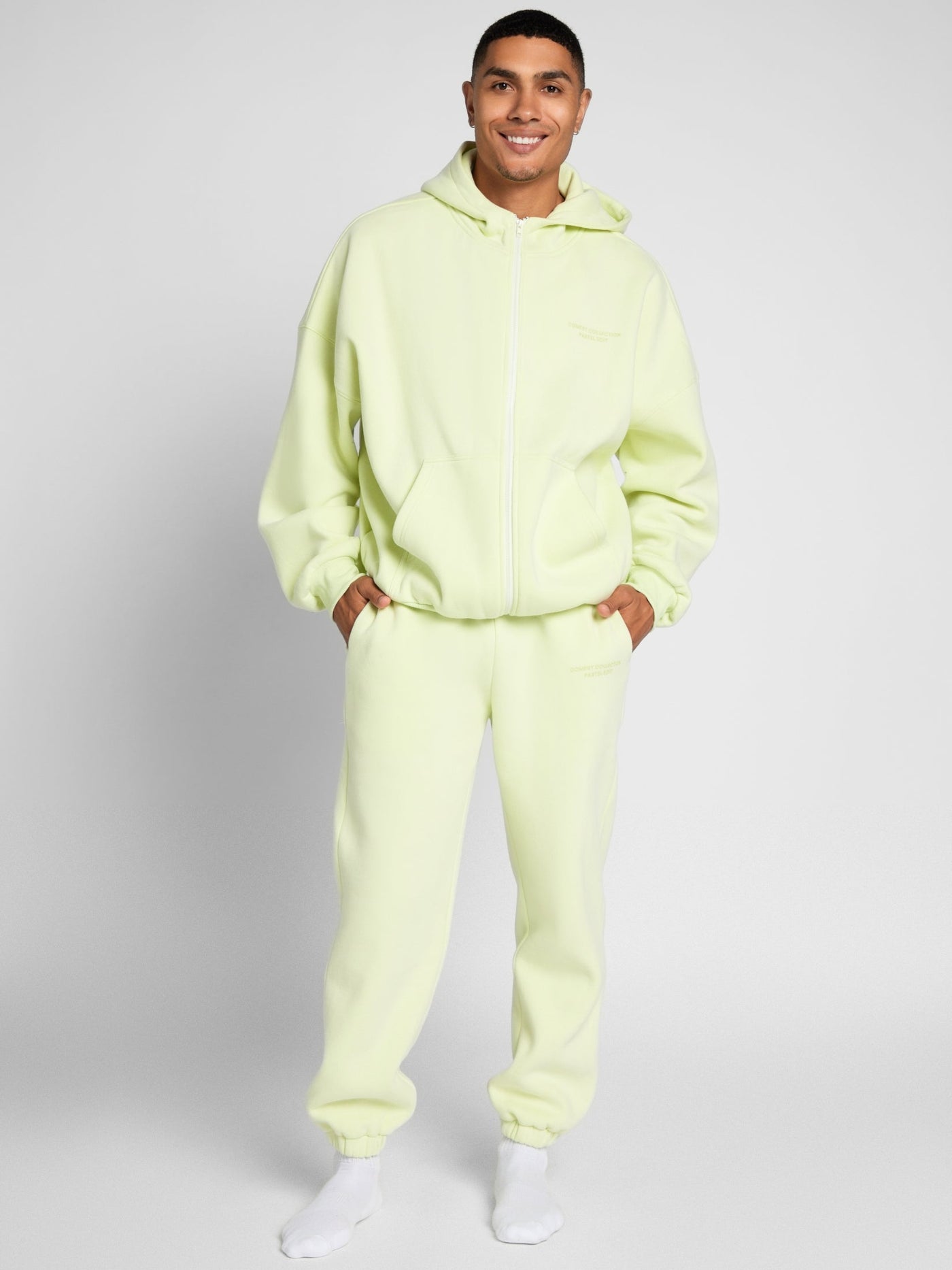 Sudadera con Capucha de Cremallera en Color Pastel