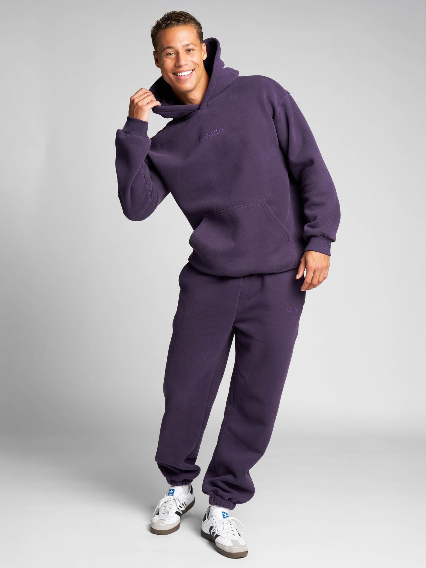 Sudadera Signature: Pantalones Cómodos