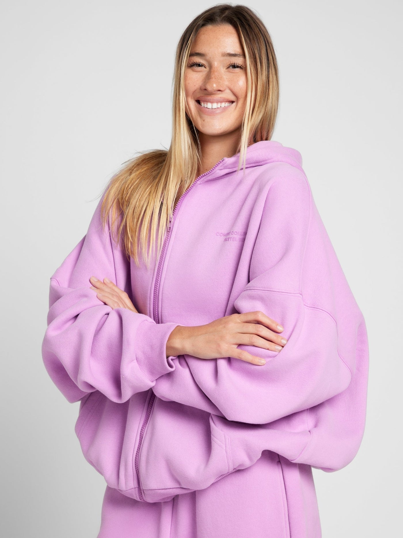 Sudadera con Capucha de Cremallera en Color Pastel